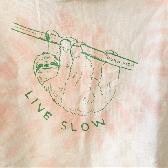 Pura Vida Tie dye Cropped Hoodie Sloth Graphic - Picture 4 of 4